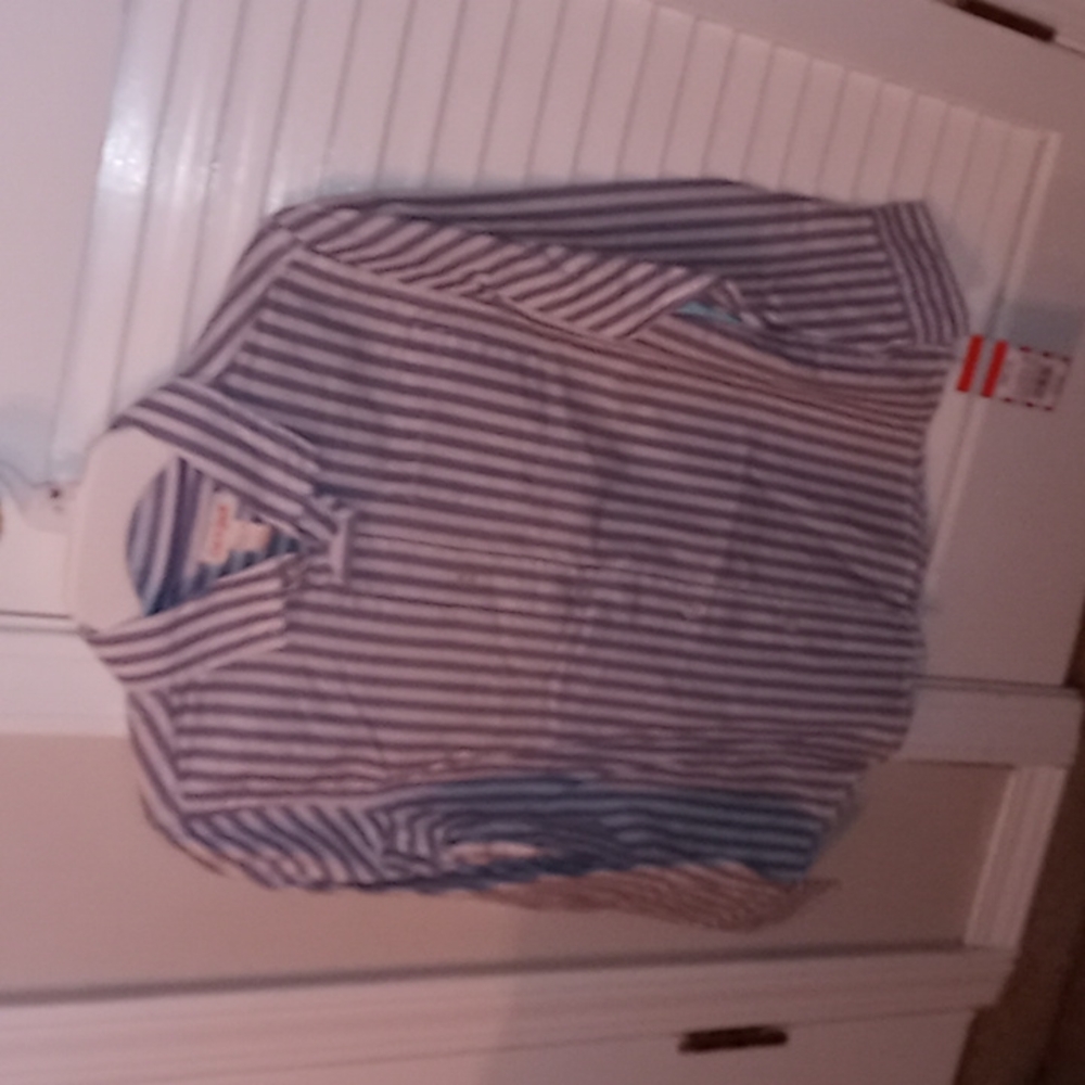 Cat and Jack children's shirt